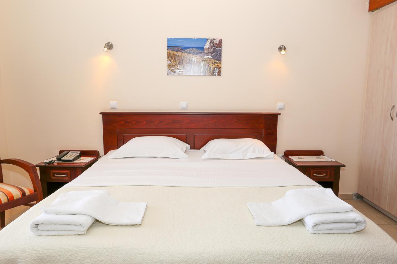 Irides Aparthotel Souvala Exterior photo